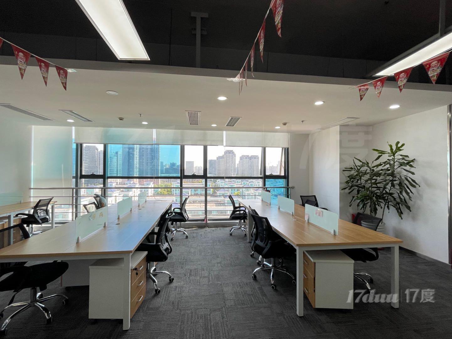 13号线大渡河路精装修带家具高品质办公室带小阳台