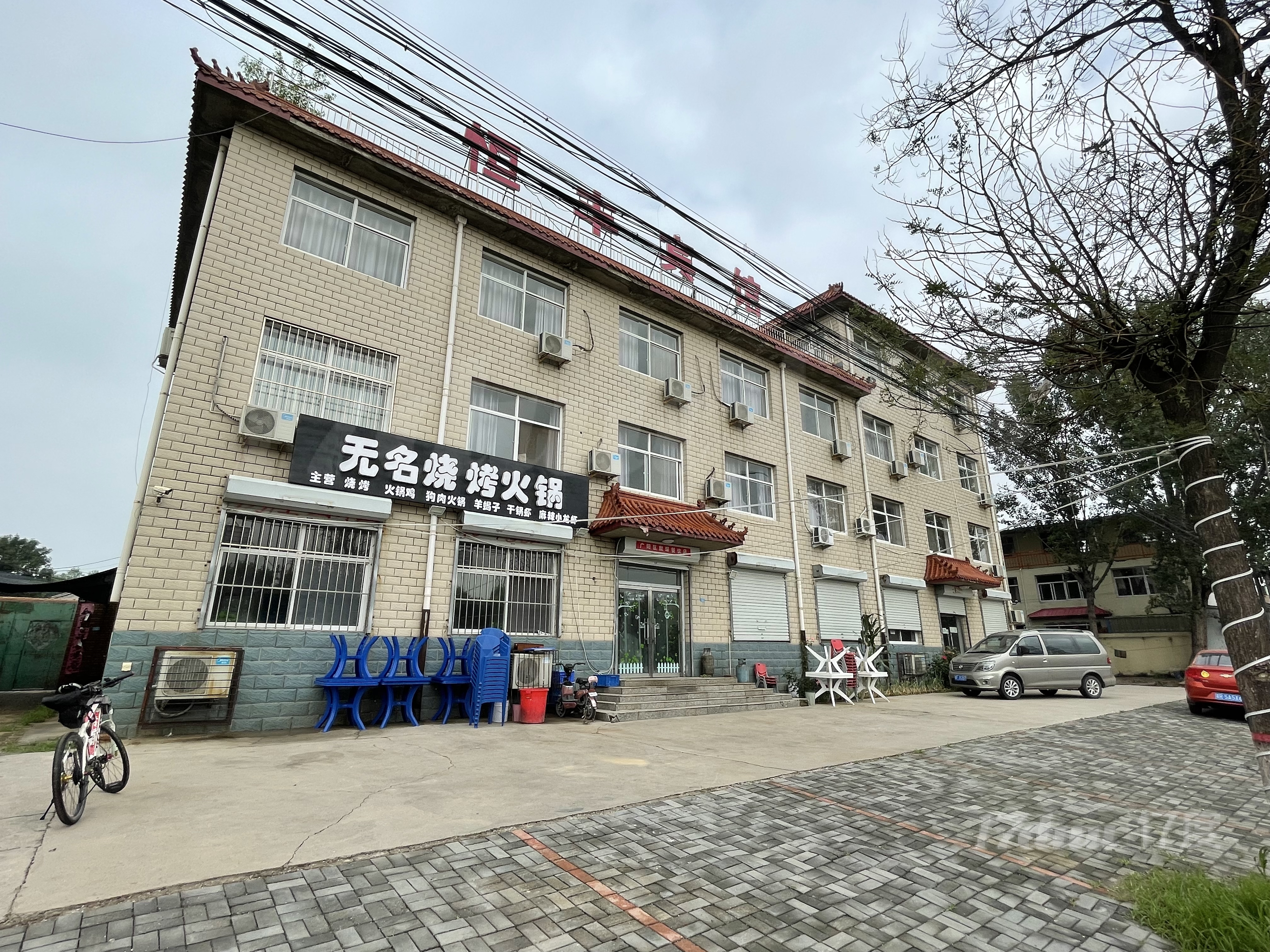 四层整楼带天台临近快速路