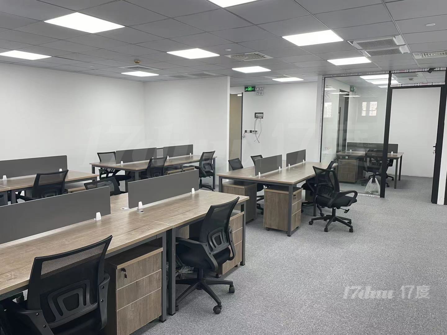 大渡河路地铁上盖 华大科技园206平精装修带家具 拎包入驻