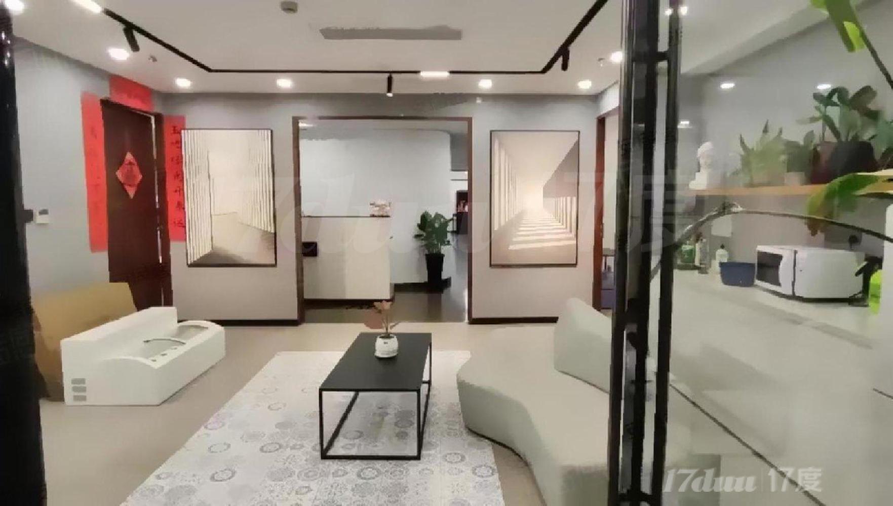 实景拍摄长久商务中心200平行业不限看房有钥匙