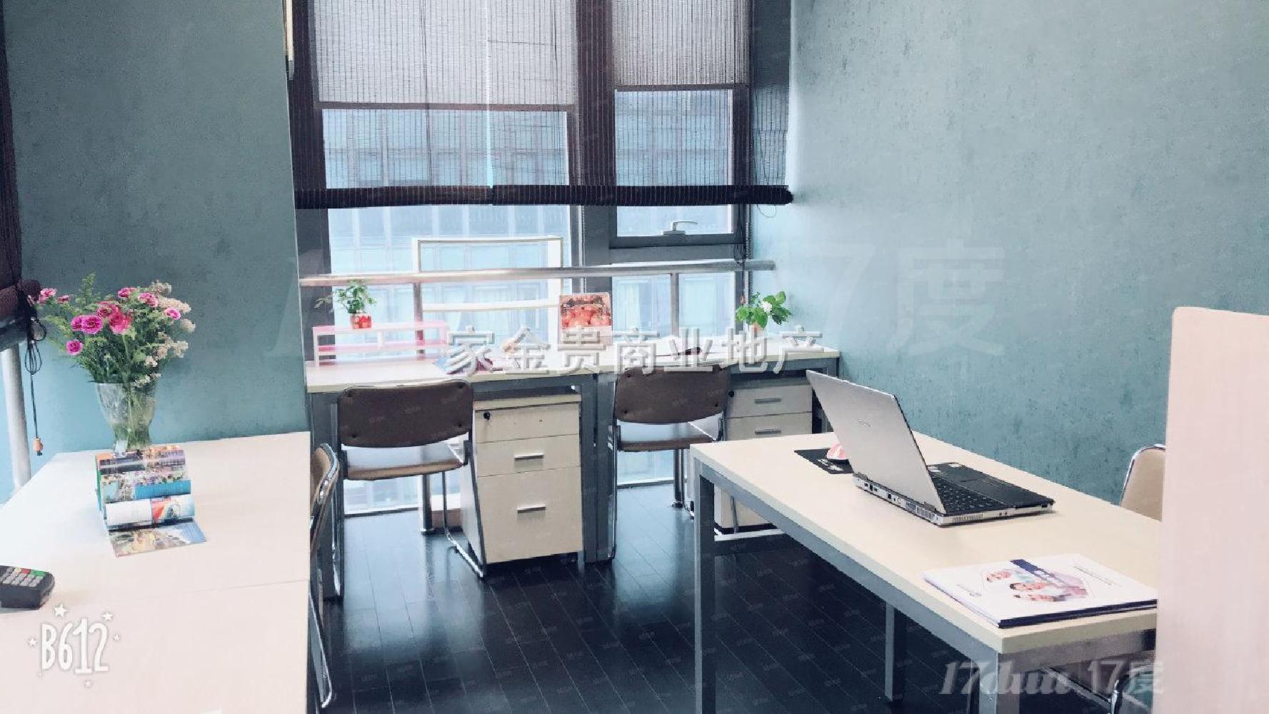 11号线白银路站，精装小面积出租50平，一房一价全包，抓紧定