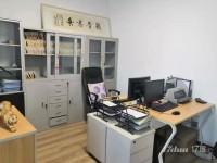 春申梅陇写字楼，70平精装小面积，一间隔断，有家具空调