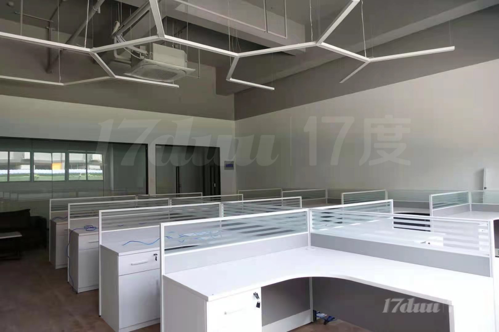 出租商丘睢阳万达帝和附近写字楼办公场地面积大可分割户型多