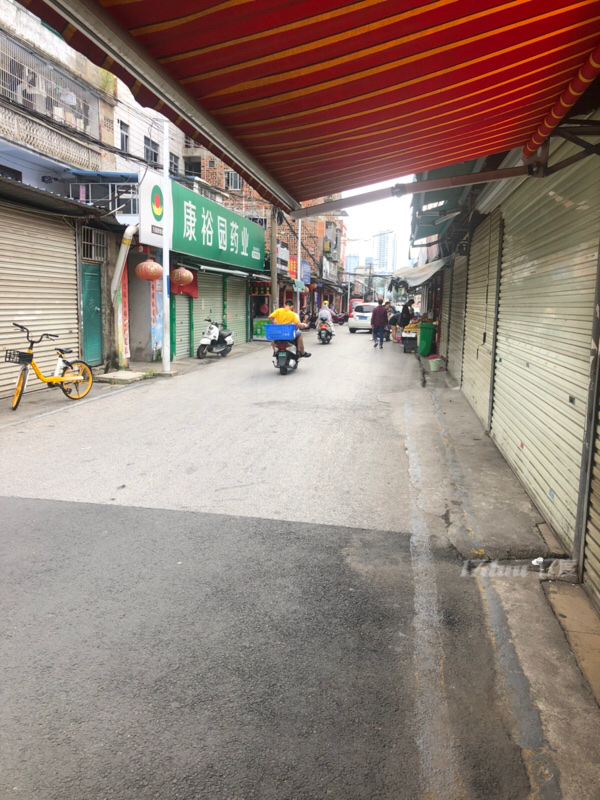 旺店转，整店转让，设备齐全，接手可经营??！