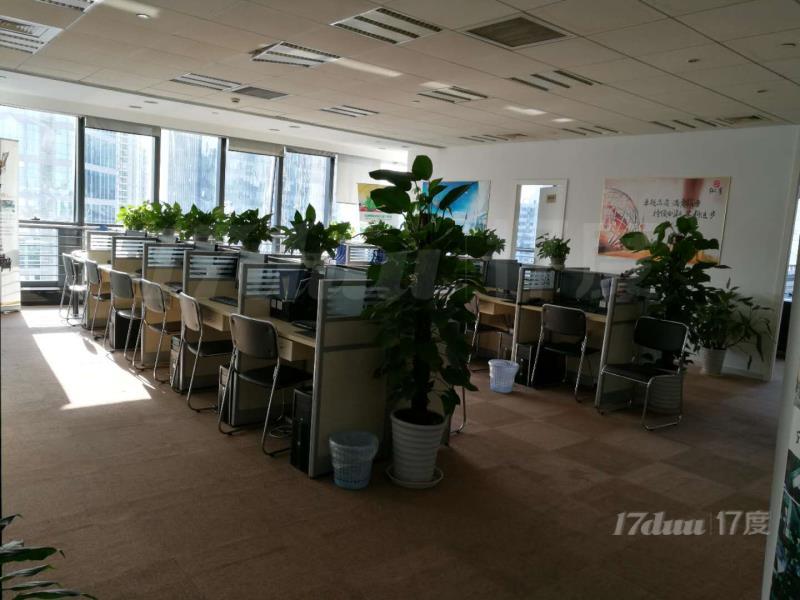 9号线（宝虹中心）260平，户型方正，随时可看房