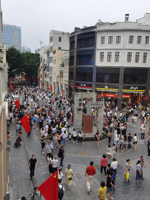 北京路步行街商圈街铺 有外摆位 客流量大