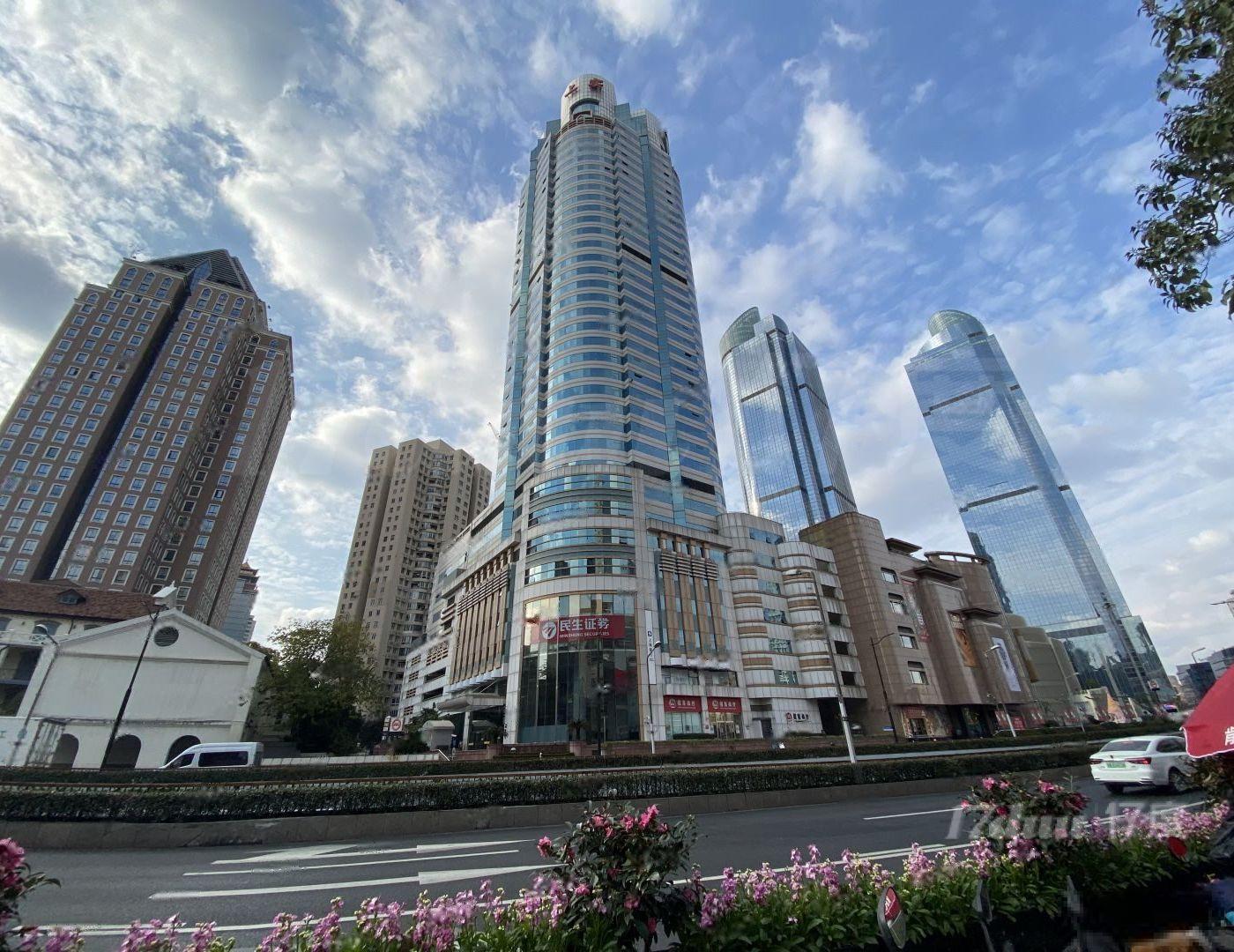 港汇恒隆广场丨正对美罗城丨100平精装全配丨徐家汇口