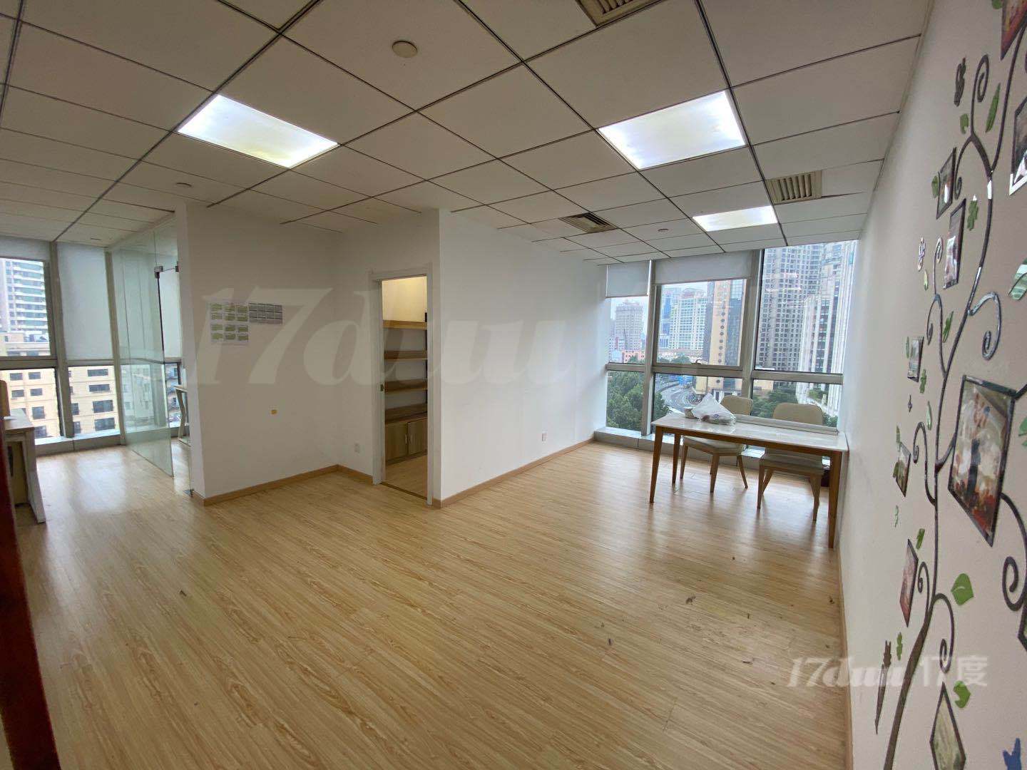 黄浦区打浦桥瑞金商务中心，市中心希缺小面积精装带家具