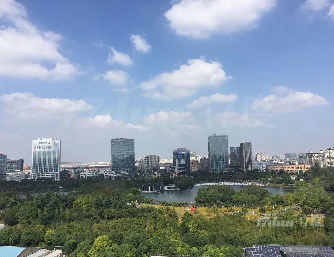 大宁久光百货、一流品质空间、高区看大宁灵石公园