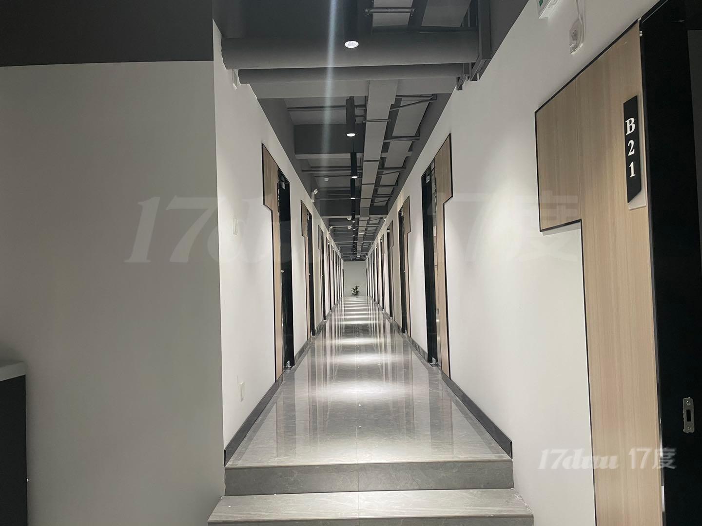 嘉定新城白银路地铁站新型联合办公拎包入驻价格美丽冻人