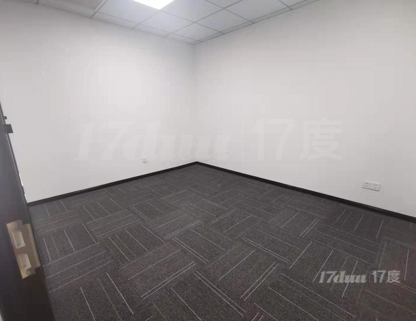 静安区1号线汶水路站，中铁180平精装修，高区采光好，带隔间