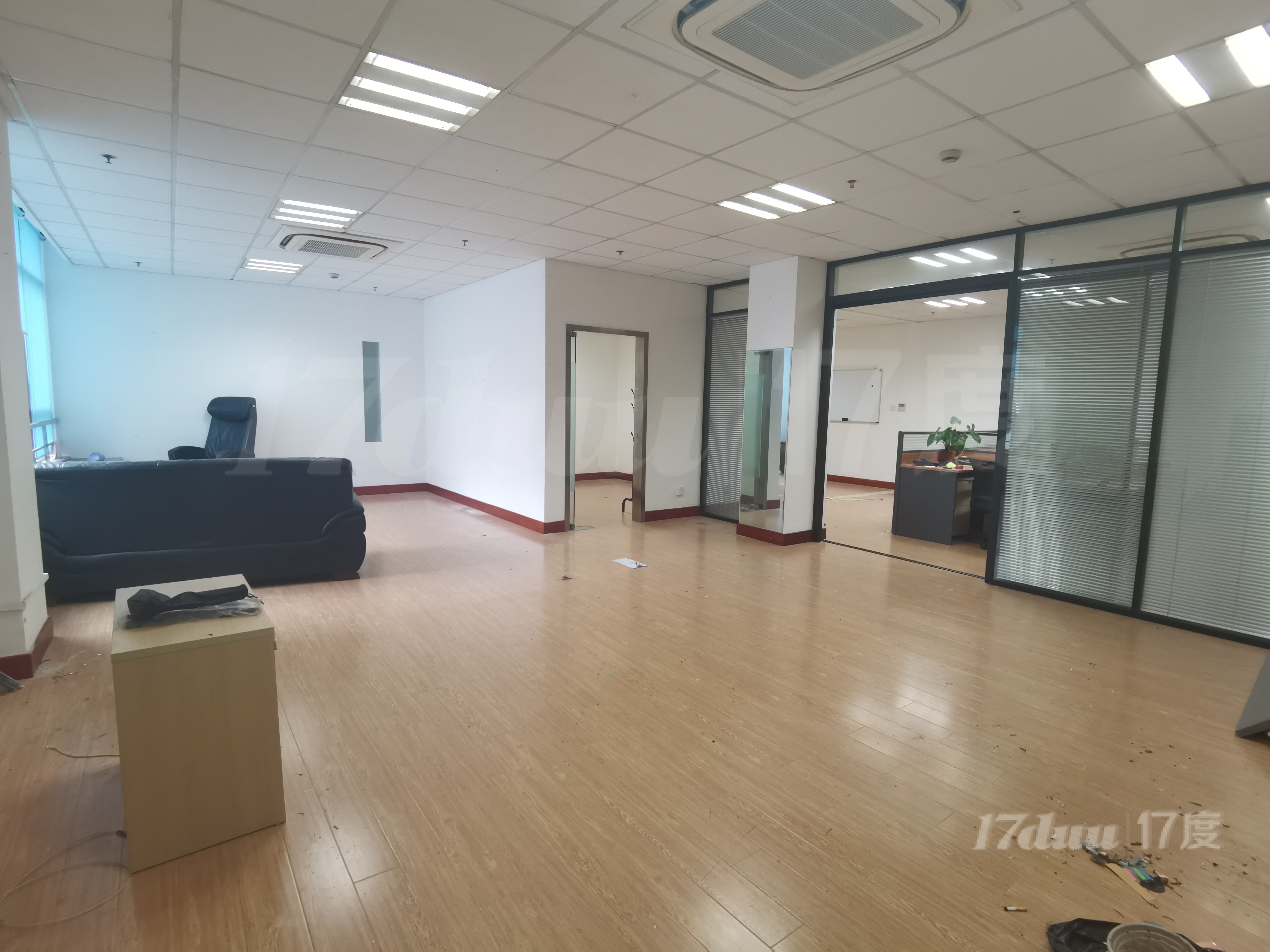 延长路国企创意园，办公室出租，得房率高，享政府补贴可定制装修
