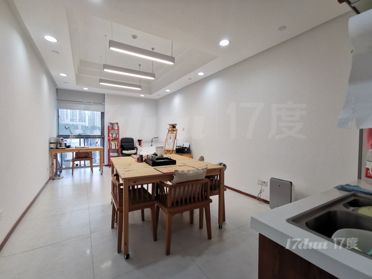 江宁路精装修落地窗 独立空调行业不限 有钥匙看房特价出租