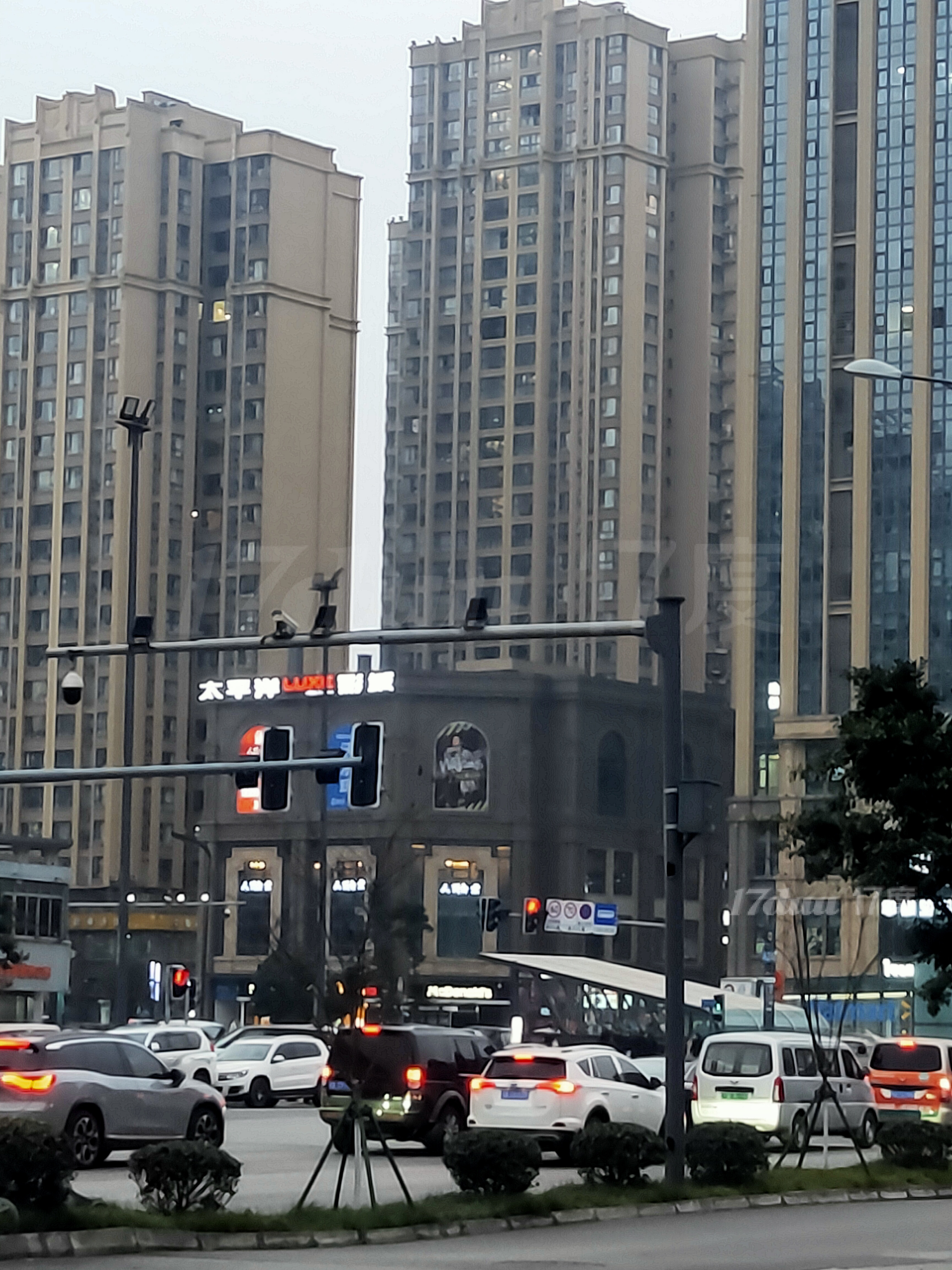 天悦汇成熟商业圈大型商超沃尔玛莅临