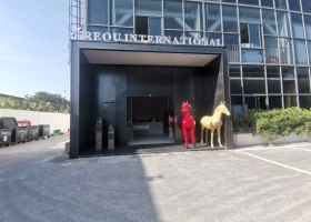 适合艺术展厅，游玩项目，竞技类等