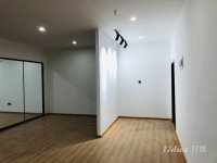 经开区大学城附近80-2300平精装修