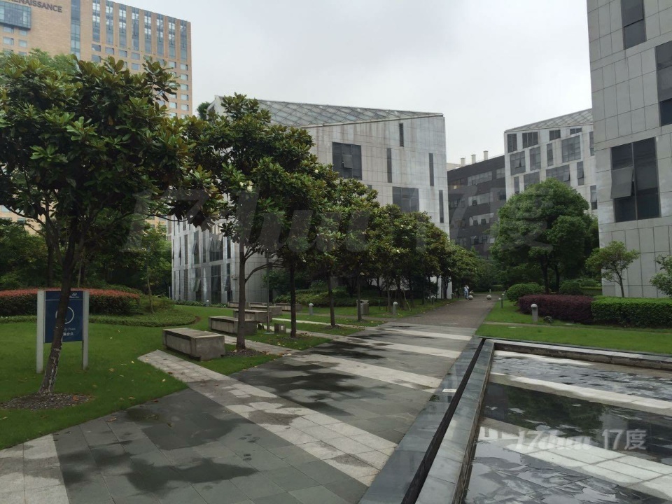 漕河泾园区 双轨交 印象城 中环旁精装带家具
