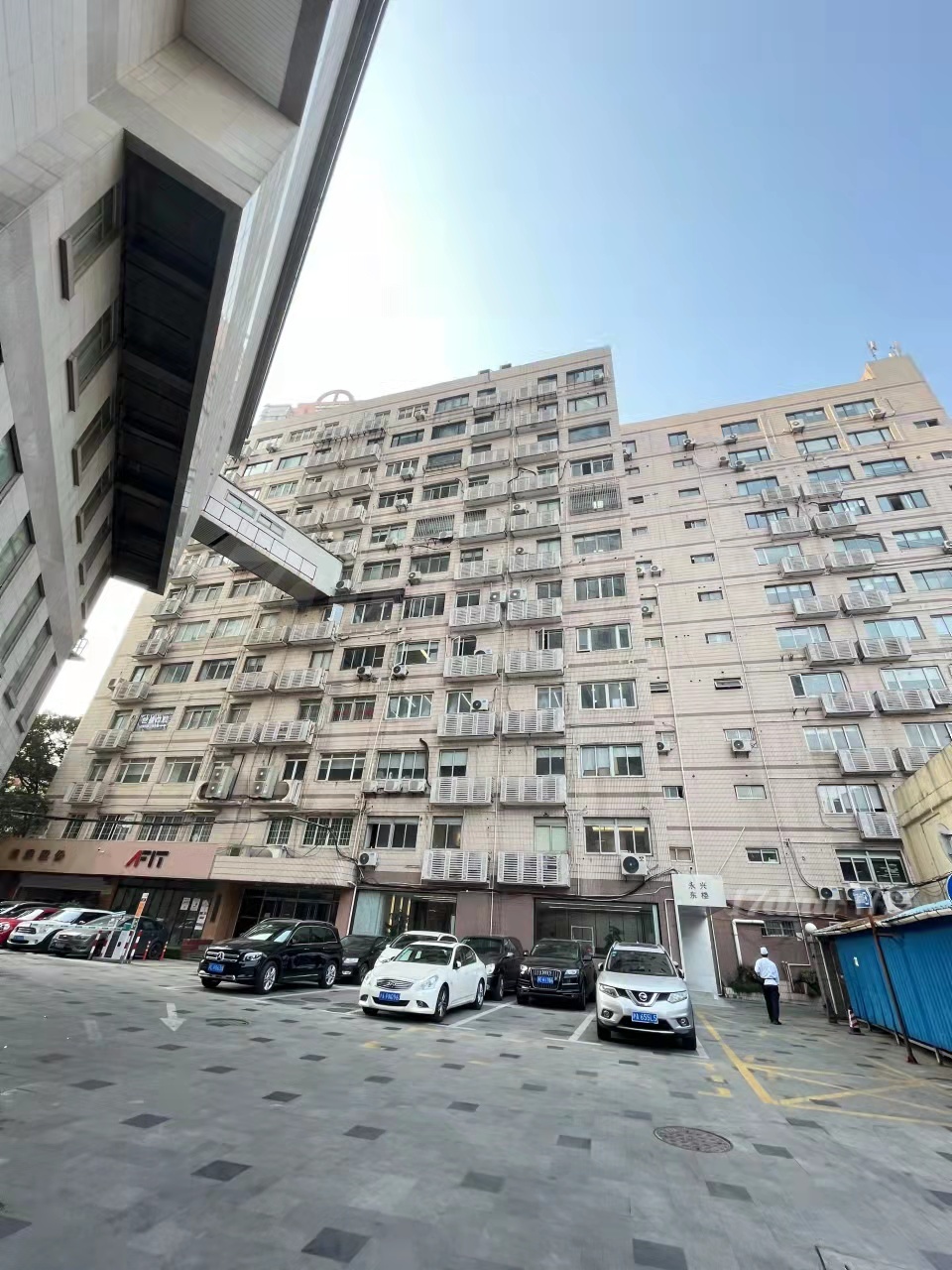 老静安核心地段  小面积办公室拎包办公