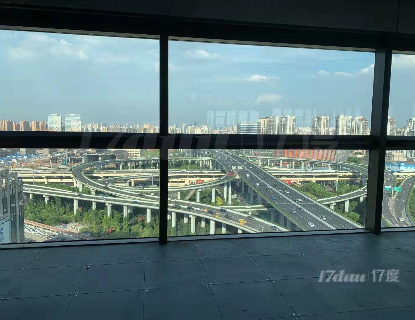 地铁口静安华发中心甲级品质国企品牌高得房率随时入住