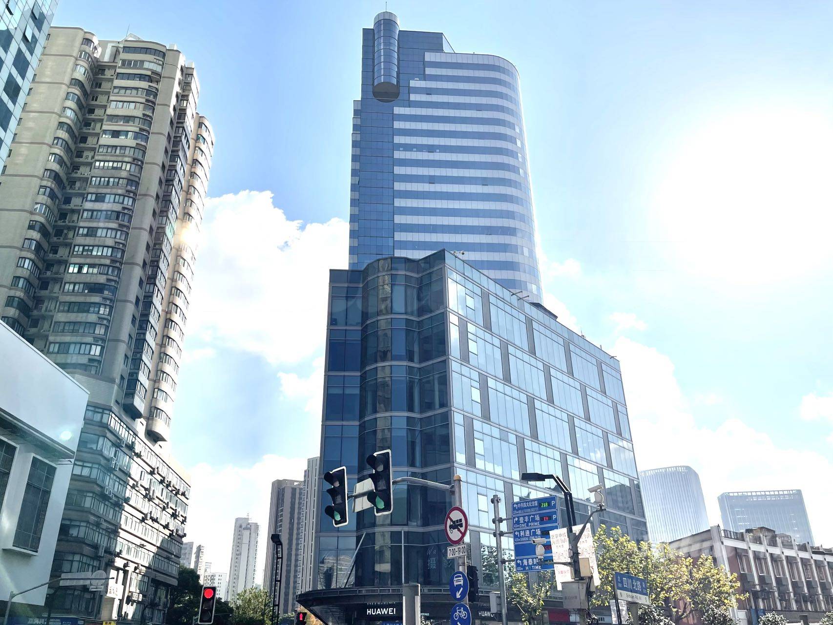 高宝大厦3号线东宝兴路站部分加装独立空调拎包入住