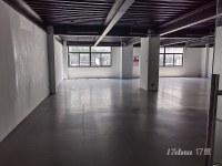 经开区地铁口，小面积办公室出租，可分割，优质企业可申请房补