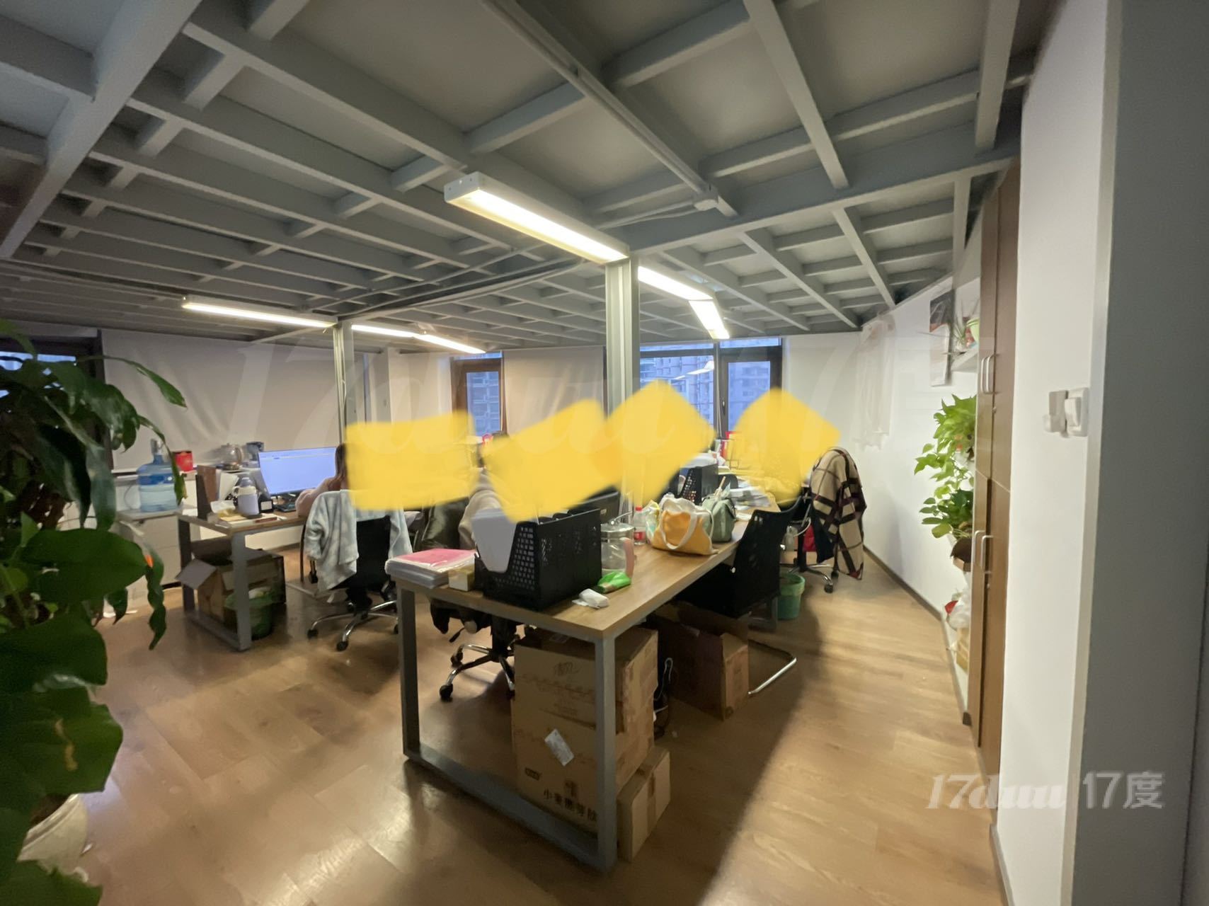 办公选loft！性价比之王！3号线地铁口！独立空调