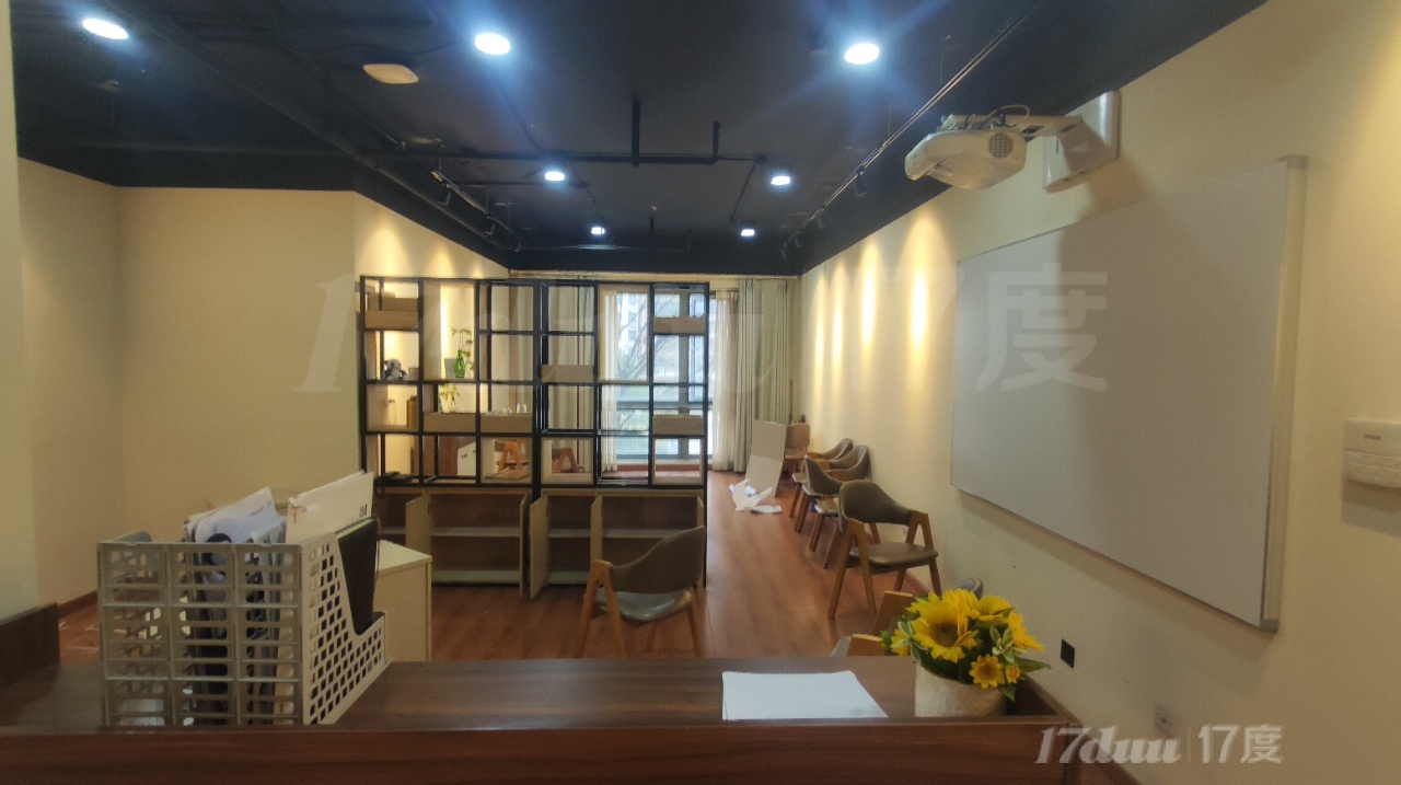 可做工作室/疫情特价/全新装修/家具齐全/超长免租期