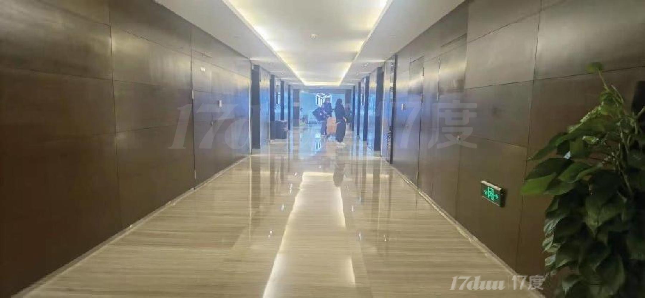疫情特价房 超长免租期 地铁13号线直达地下环境优美停车方便