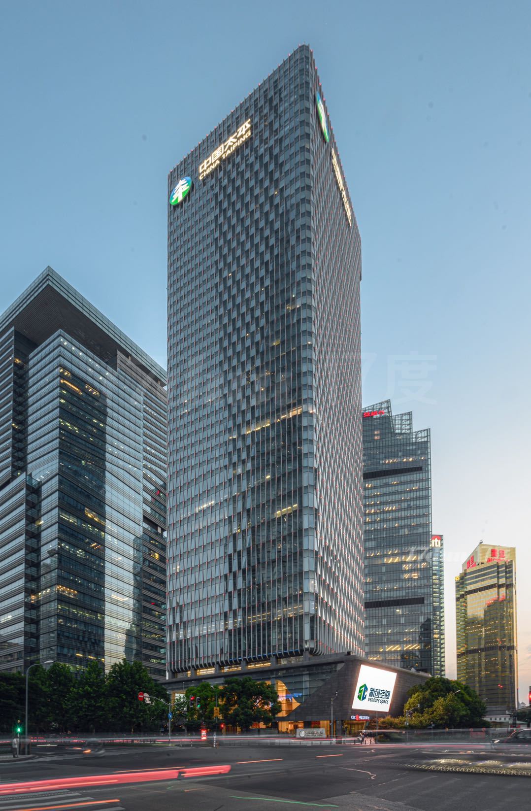 陆家嘴GDP中心太平大厦精装全配拎包办公