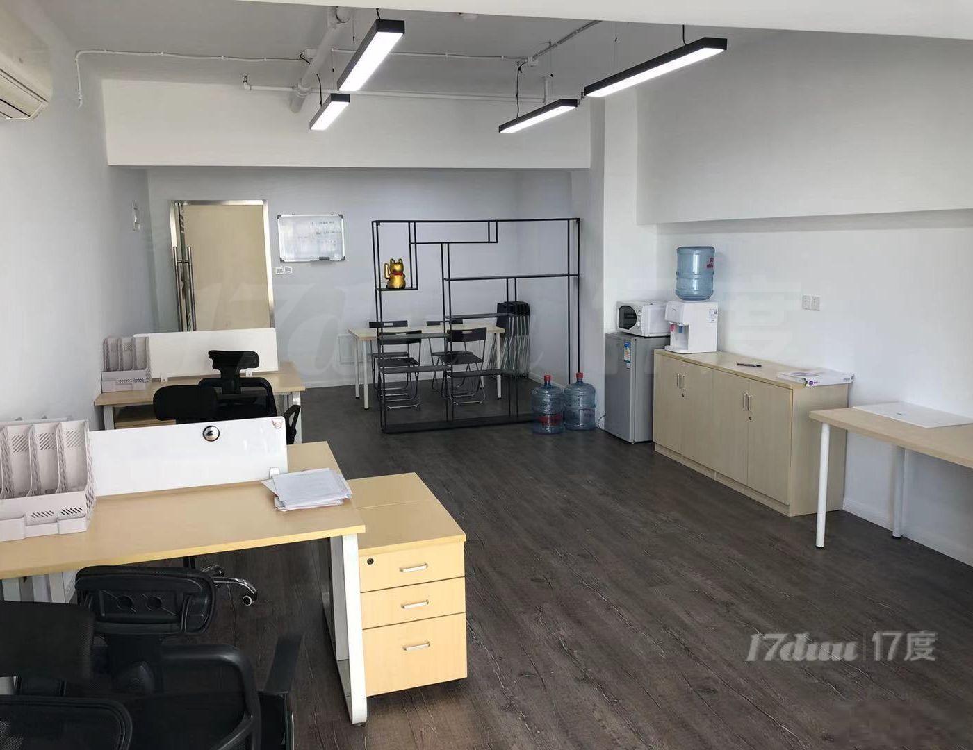 1号线延长路站，东方明珠60平朝南，俯瞰闸北公园，配套完善！