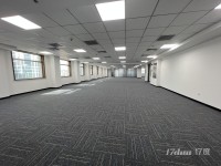 人民路纯写字间 按照客户需求给装修 地铁口 送车位