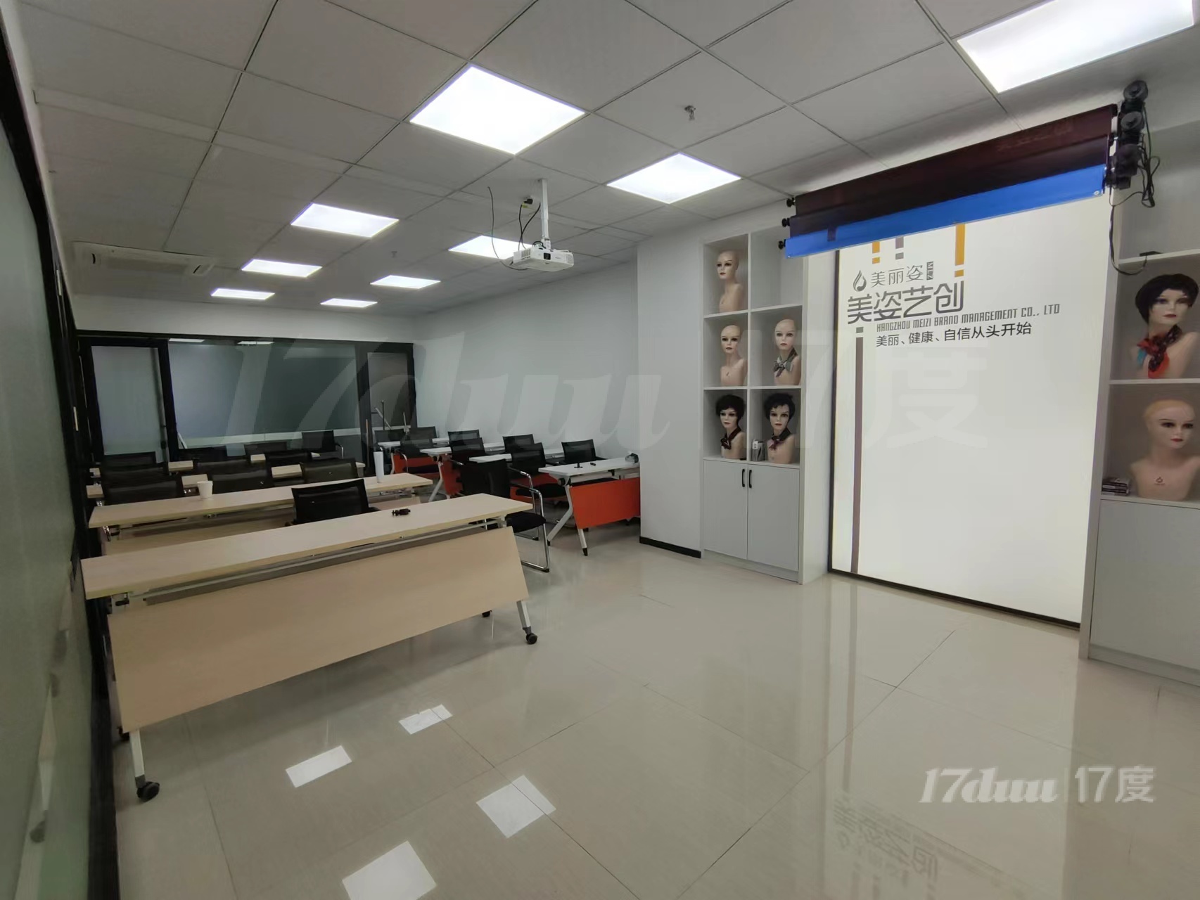 下城创新中国产业园356方精装办公室招商直租享政府补贴