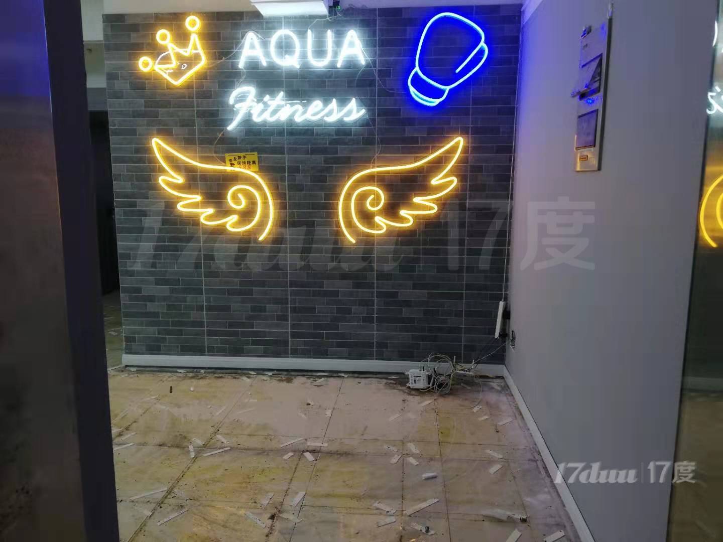 西康路带独立空调，地铁覆盖，精装带家具，随时可看