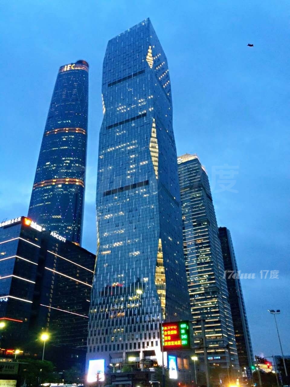 珠江新城 富力盈凯广场 256方 4个房间 精装拎包入住