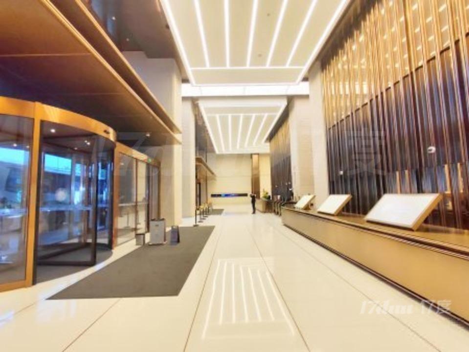 BFC全江景，超A写字楼，精装修办公，近外滩中心，久事大厦
