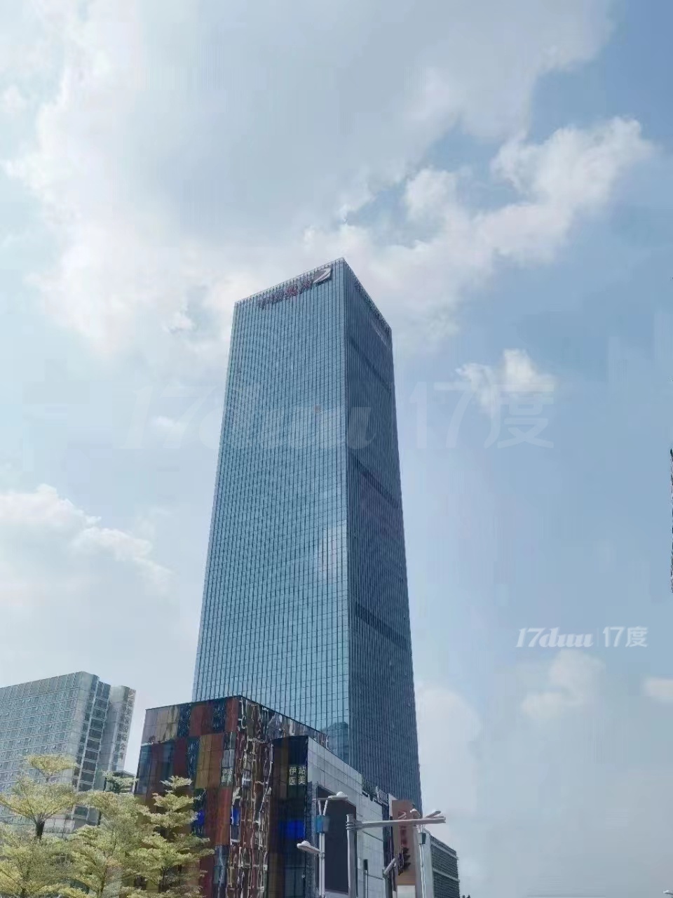 万博CBD 地铁口物业100方～3千方定制装修，拎包办公