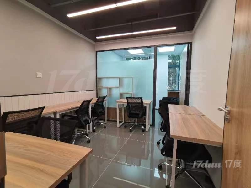 盐田办公室出租，水电物业全包，精装免中介差价，可注冊可红本