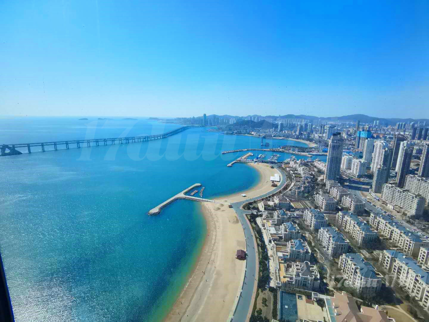 大连星海广场 无敌海景 豪华装修 每天都期待上班