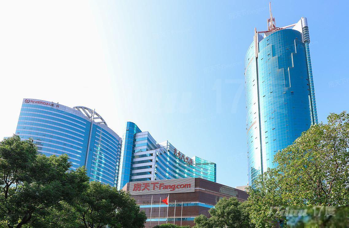 宝安大厦整层面积，商铺性质，可办公可重餐饮，接受二房东