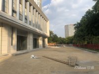 {免佣}出租苏元地铁口，低商店铺，价格260元/起，