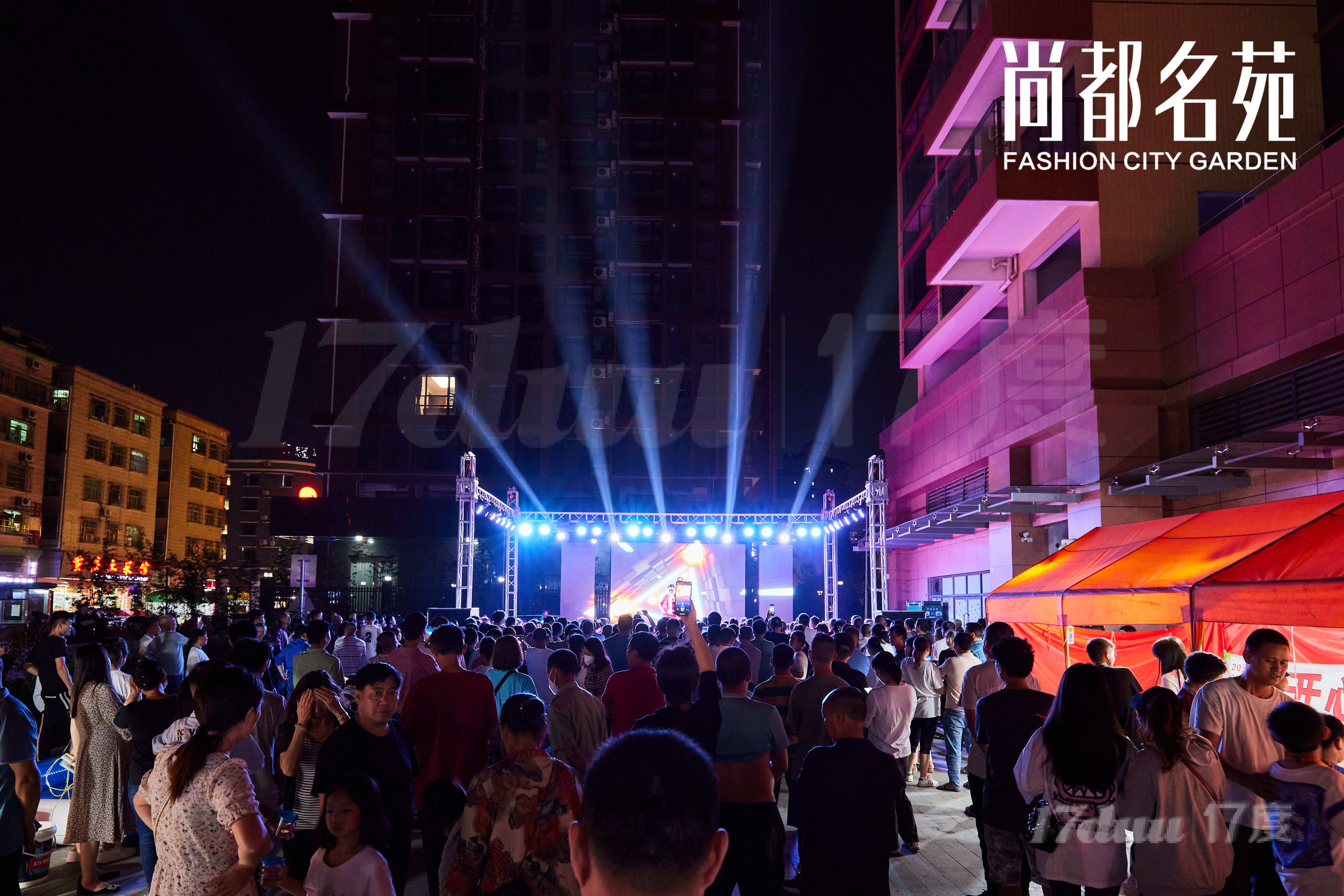 尚都名苑商业街直租，城中村出入口，夜市大排档一条街