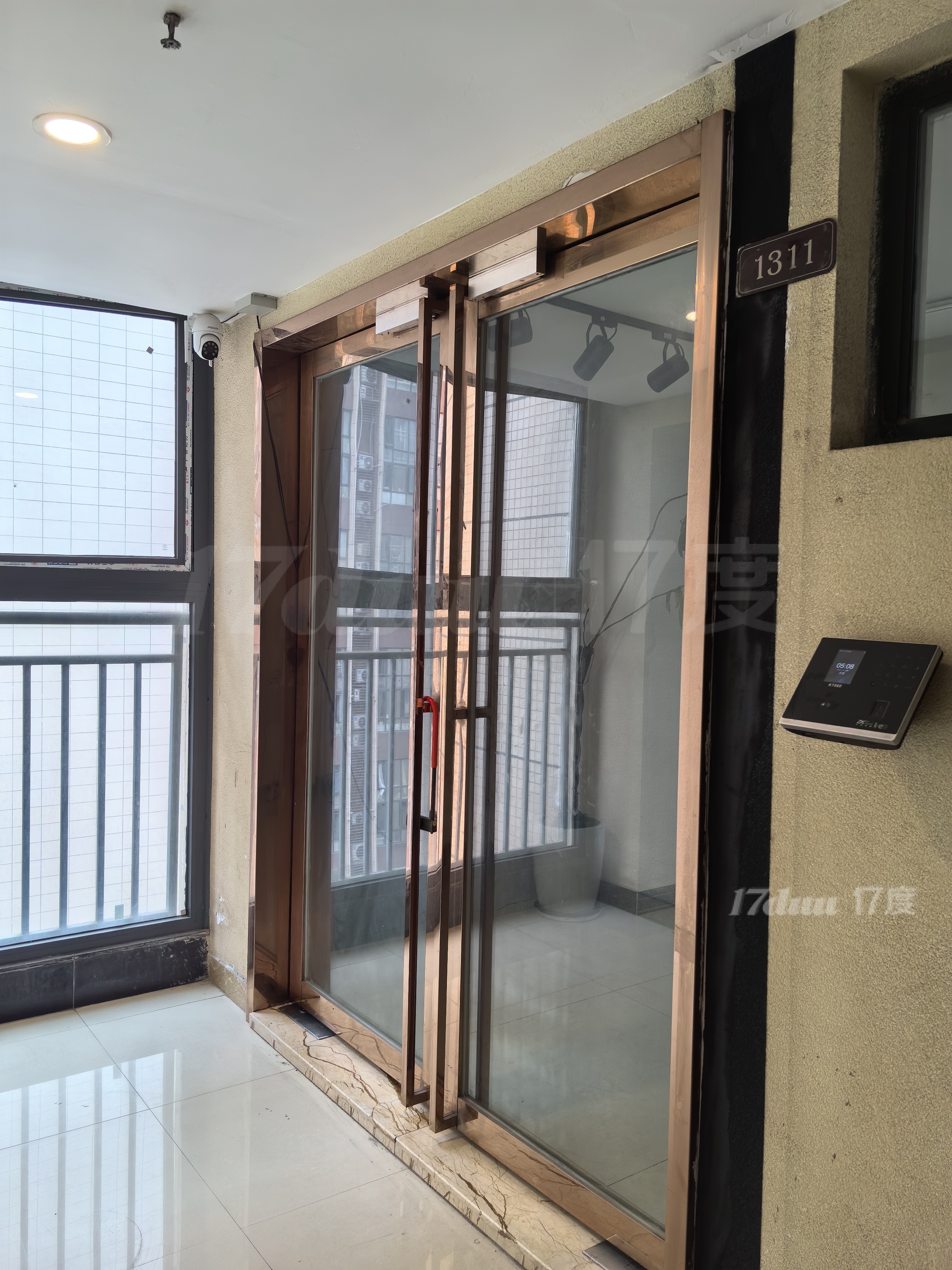 万象城附近精装办公室房东直租