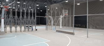 现有篮球场地可以做网球场羽毛球场