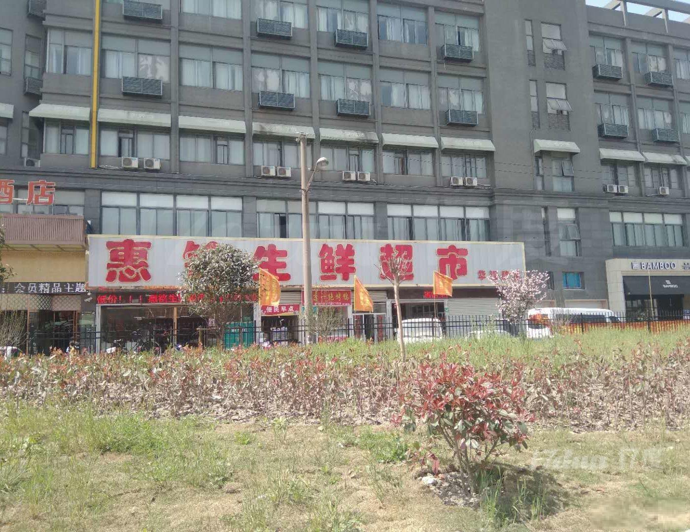 江桥万达旁，13号地铁，125-1000平，停车位充足
