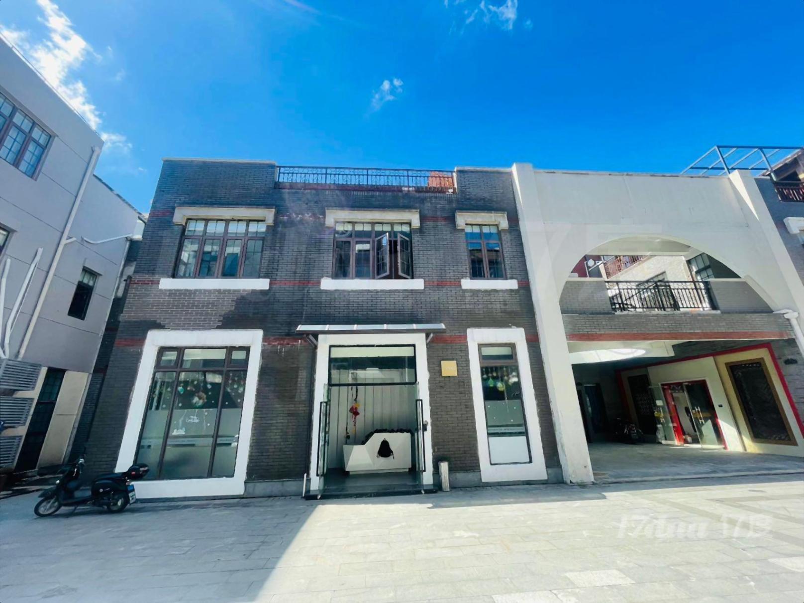 上海大学7号线上大路站独栋尊木汇办公室出租 写字楼租赁送露台