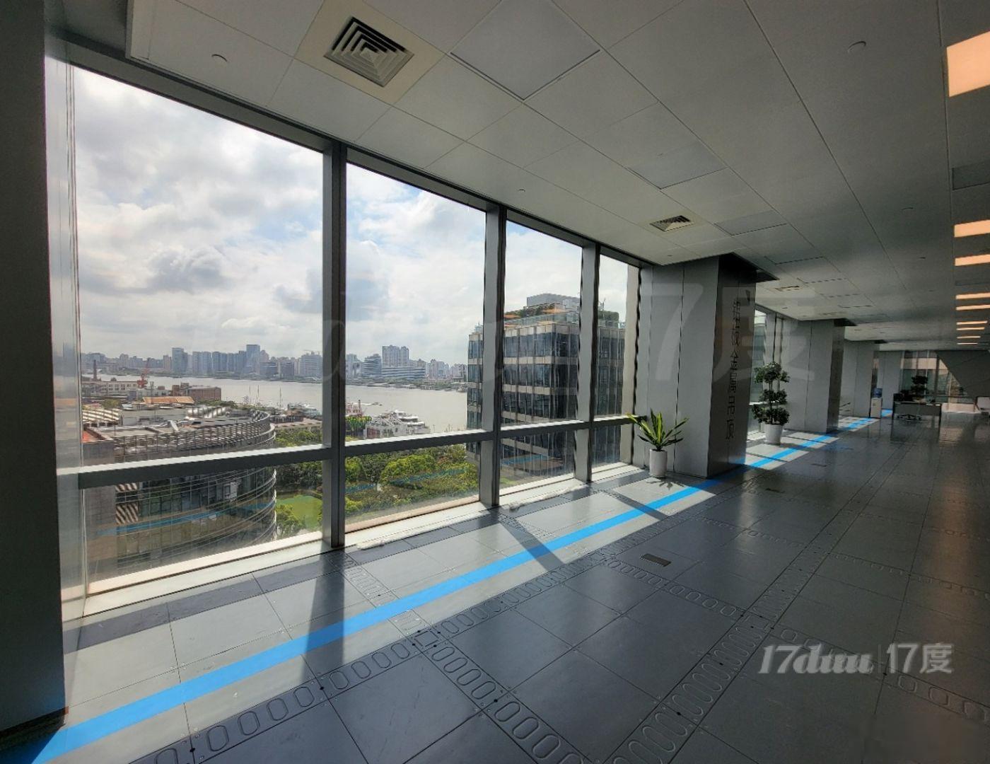 北外滩商圈，一线江景，整层1900㎡可分割，12号线提篮桥站