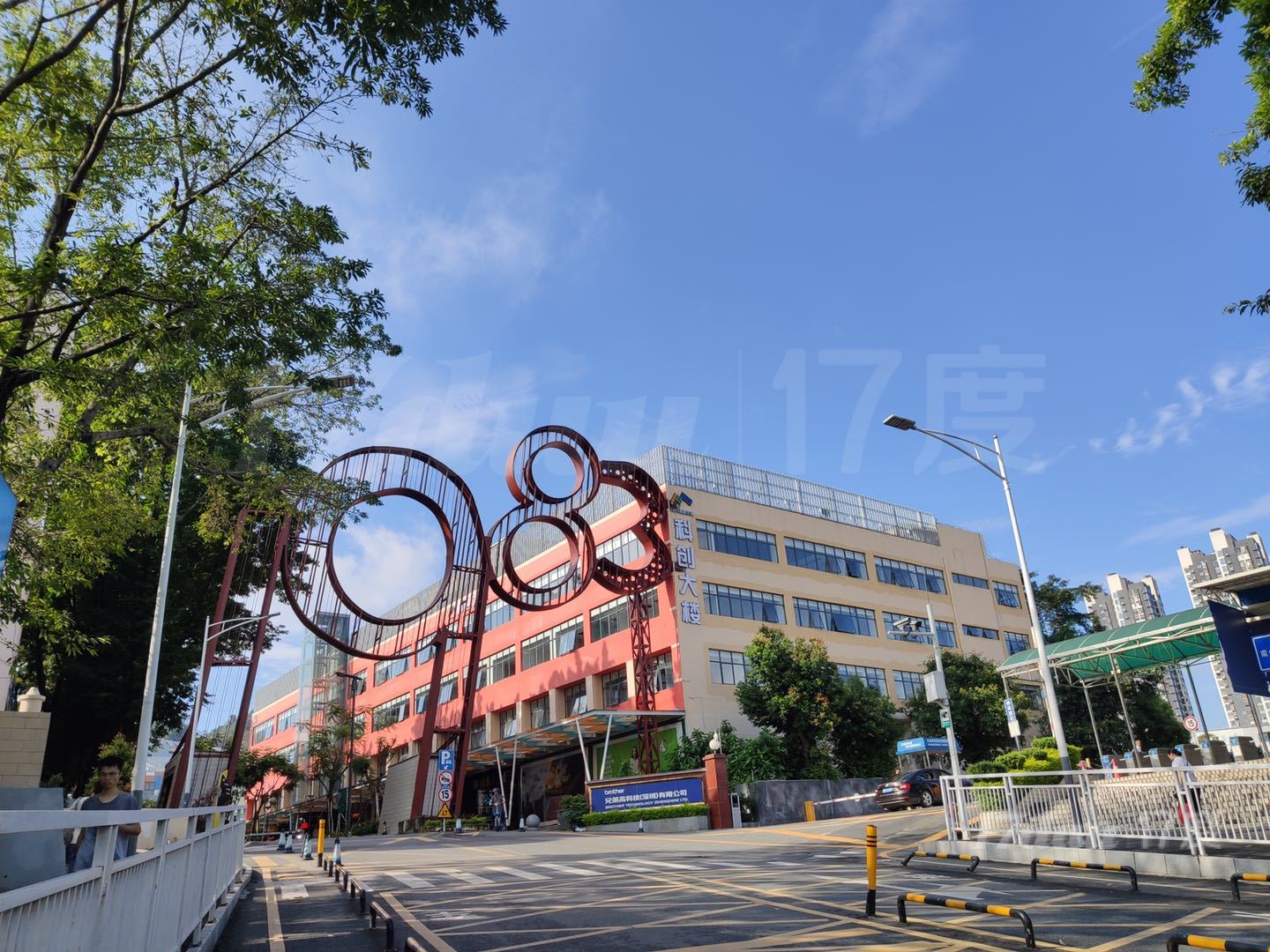 龙岗布吉2-4人小办公室出租，适合初创型企业