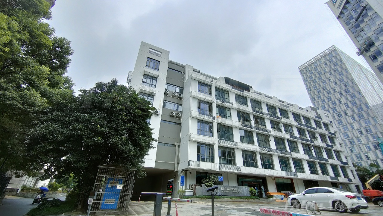华鸿大厦精装办公室年底特价