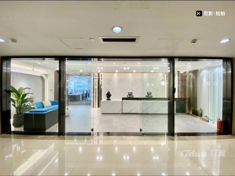 万达新出好房丨特价对电梯丨高区精装修丨大望路丨蓝堡金地华贸