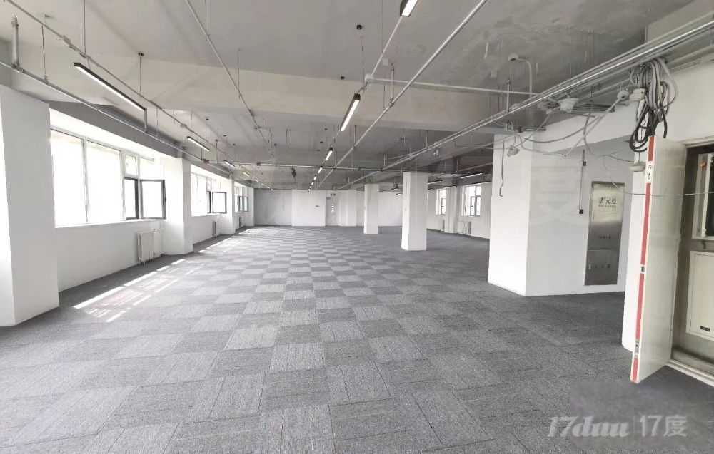 西二环 建工发展大厦1700平 整层精装修 户型方正低价出租